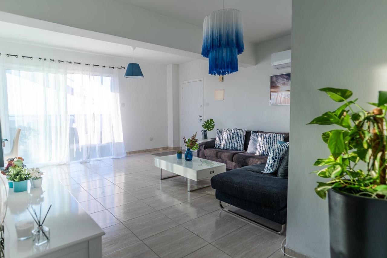 Makenzy Seaview Penthouse Appartement Larnaca Buitenkant foto