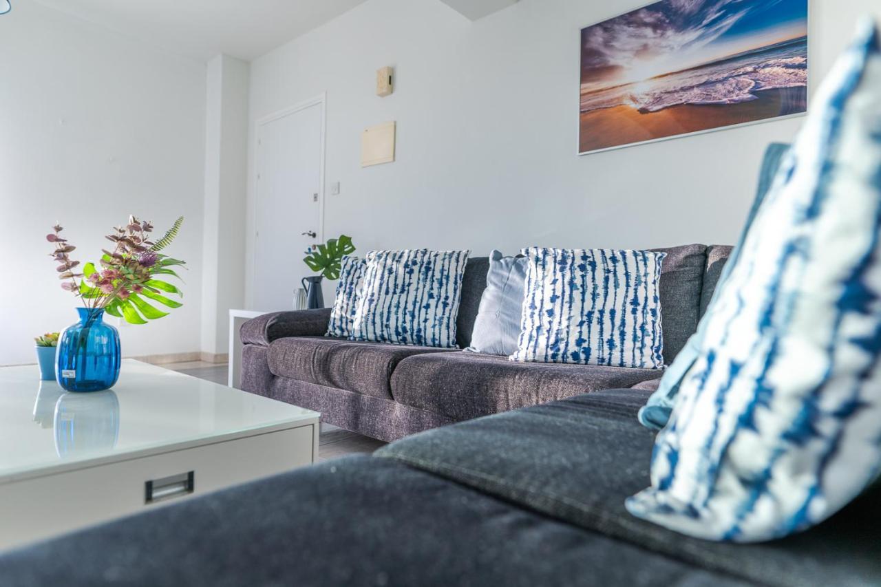 Makenzy Seaview Penthouse Appartement Larnaca Buitenkant foto