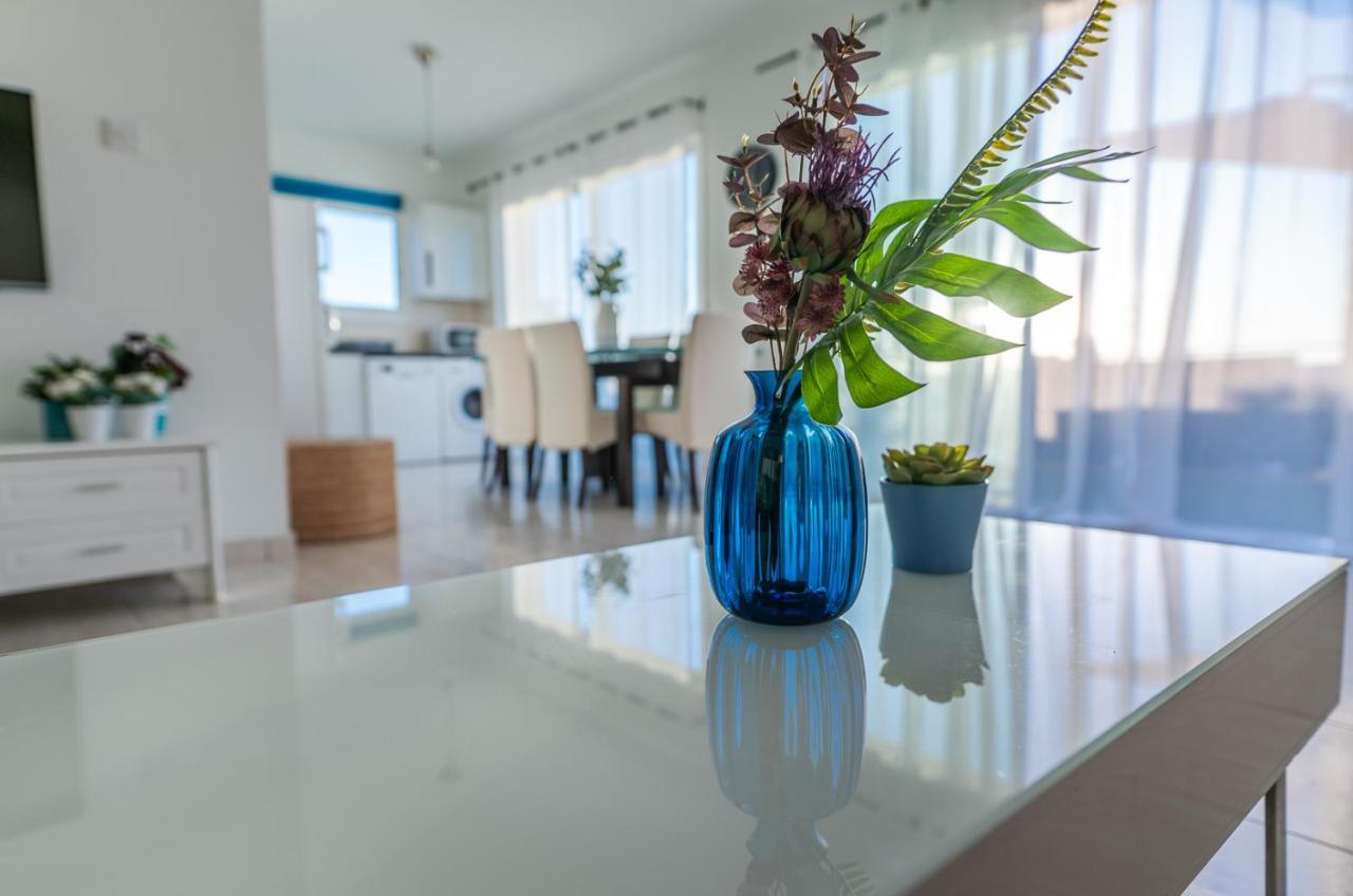 Makenzy Seaview Penthouse Appartement Larnaca Buitenkant foto