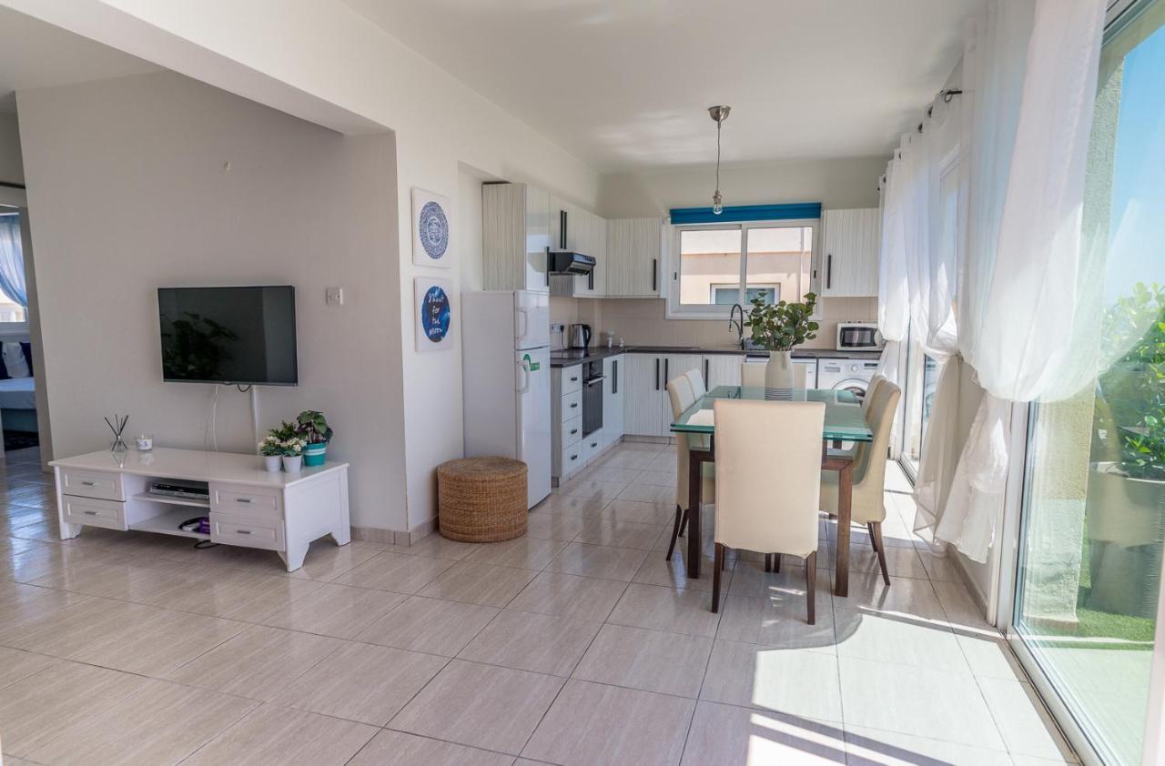 Makenzy Seaview Penthouse Appartement Larnaca Buitenkant foto