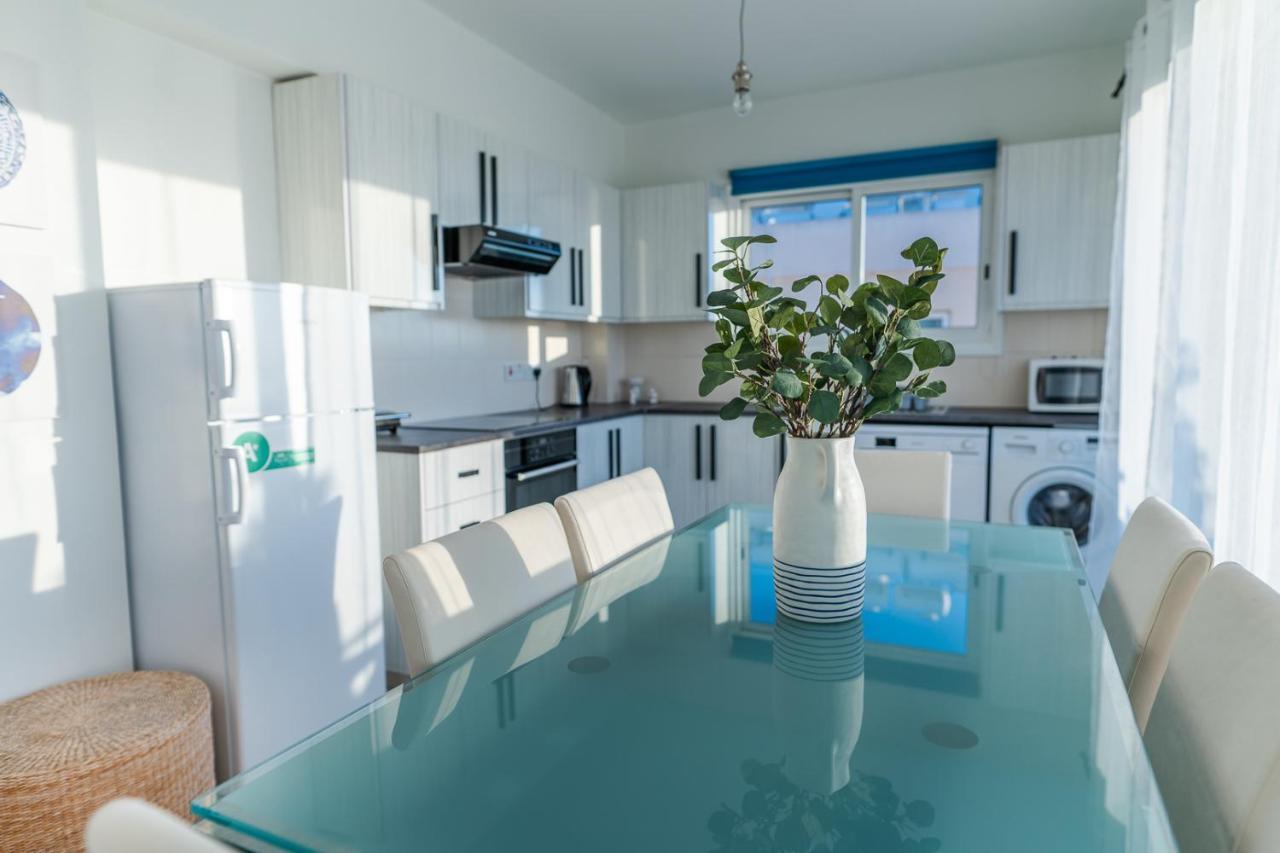Makenzy Seaview Penthouse Appartement Larnaca Buitenkant foto